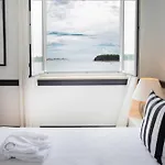 Vila Seafront Sea Diamant For 9 Guests