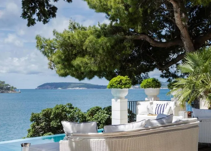 Seafront Sea Diamant For 9 Guests *