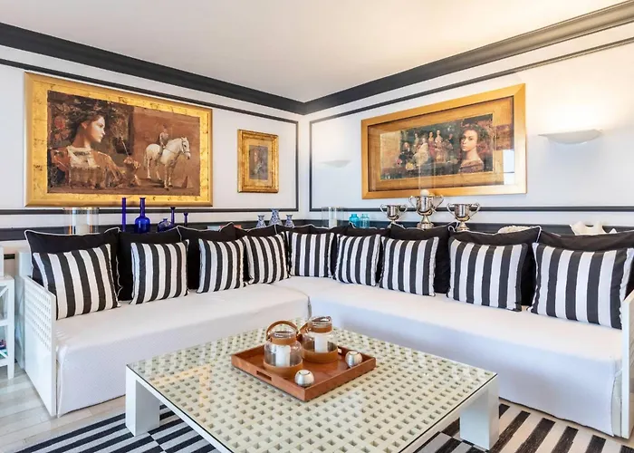 Villa Seafront Sea Diamant For 9 Guests *