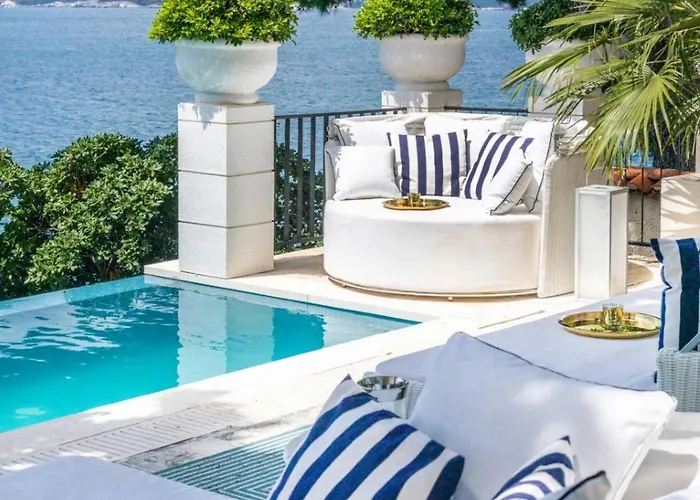 Seafront Sea Diamant For 9 Guests Villa *