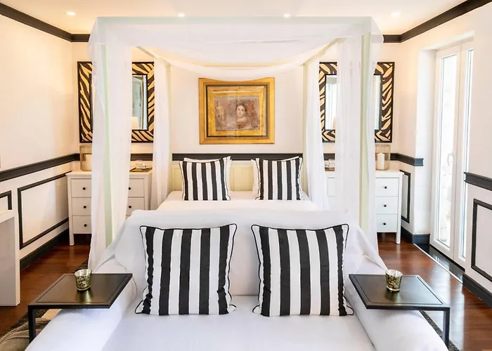 Villa Seafront Sea Diamant For 9 Guests *