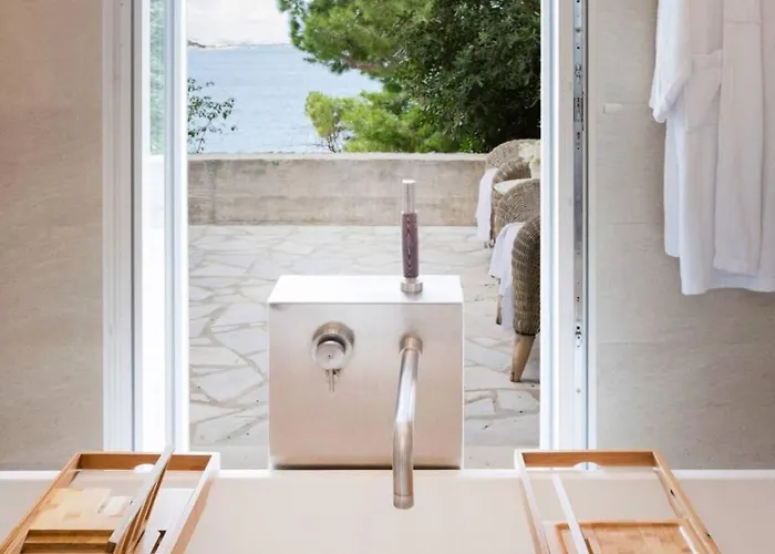Seafront Sea Diamant For 9 Guests Villa Dubrovnik